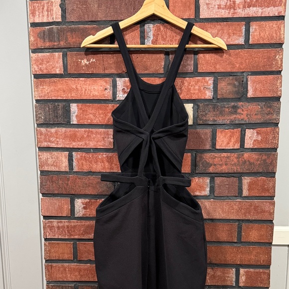 Nooki black cutout Dress - Picture 7 of 11
